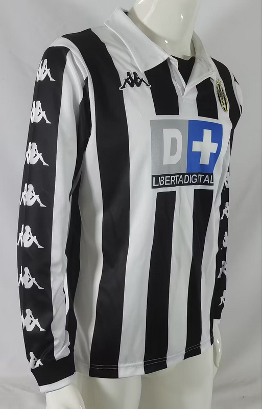 99-00 Juventus home